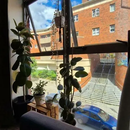 Central Comfy 1bd Sleeps 4 500mtr To Temple Bar Apartman *