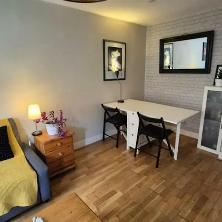 Apartman Central Comfy 1bd Sleeps 4 500mtr To Temple Bar *